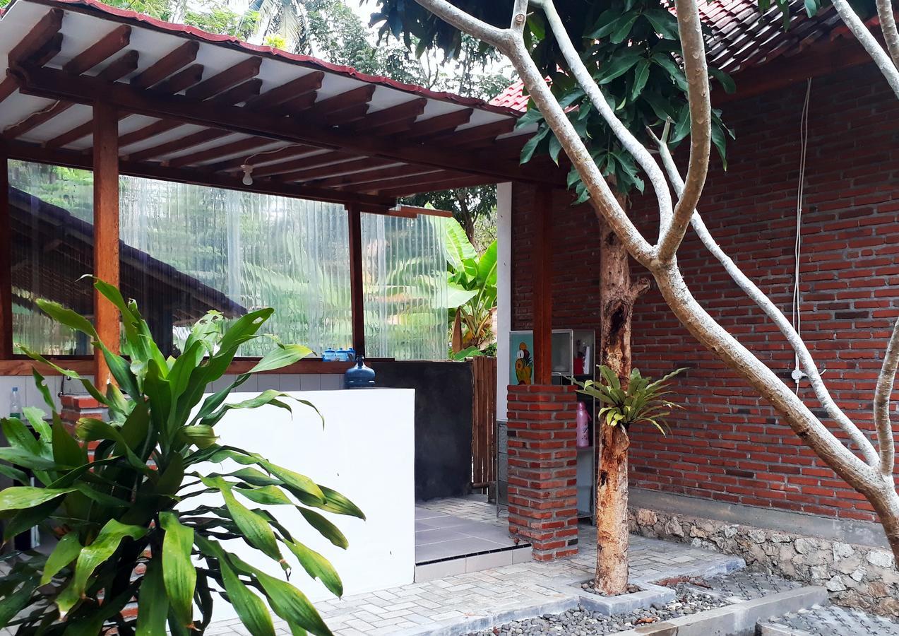 Ragha Homestay Batukaras Buitenkant foto