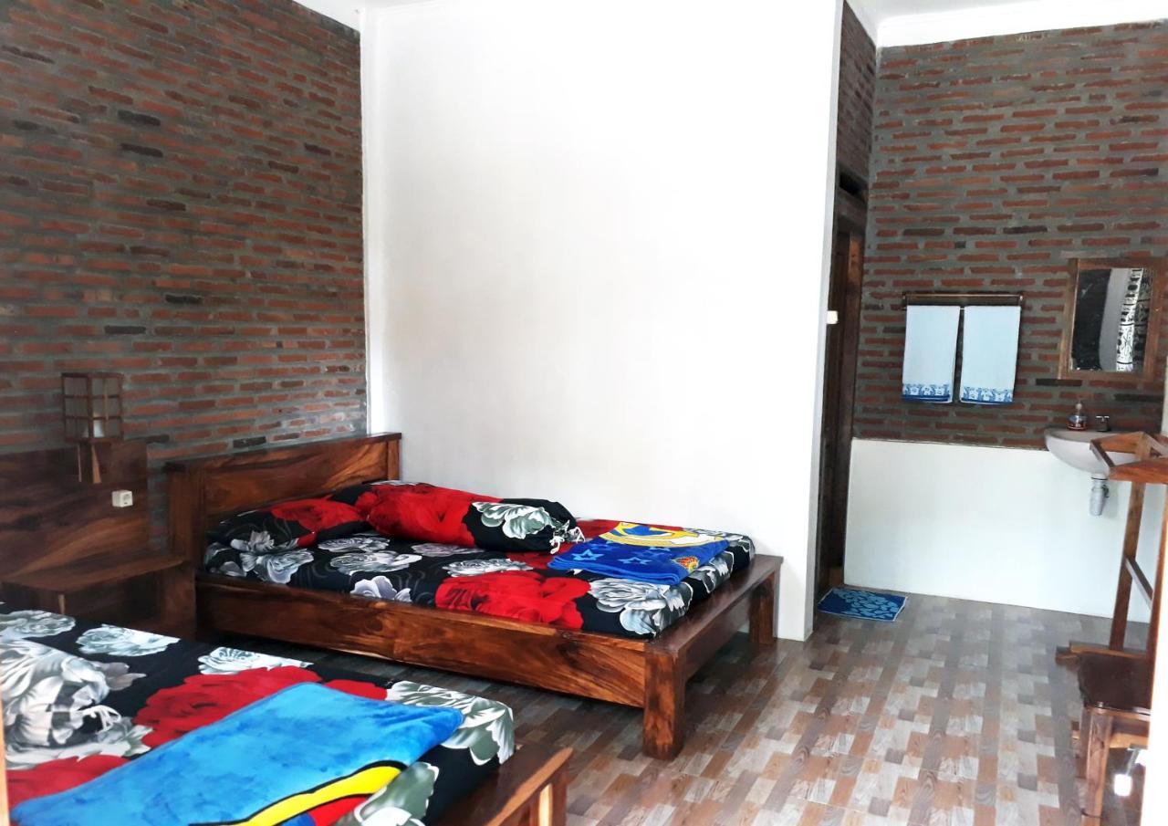 Ragha Homestay Batukaras Buitenkant foto